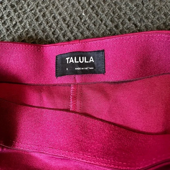 Talula | Mini Skirt - Picture 2 of 4